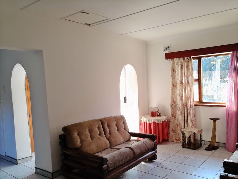3 Bedroom House with flatlet for Sale in Arboretum, Richards Bay, KwaZulu Natal - Photo 10