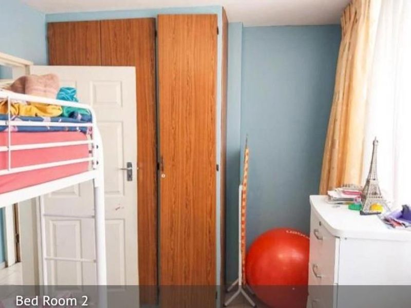 2 Bedroom Apartment For Sale in Sunnyside, Pretoria - Photo 8