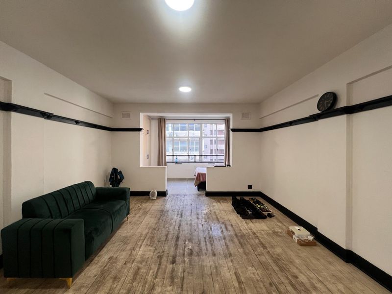 Studio Apartment To Rent in Durban Central, Durban, KwaZulu-Natal - Photo 3
