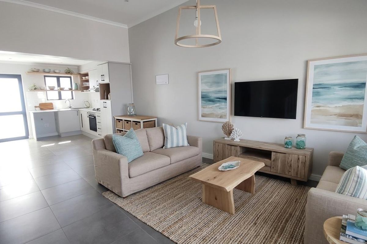 House For Sale in Laguna, Langebaan - Photo 3