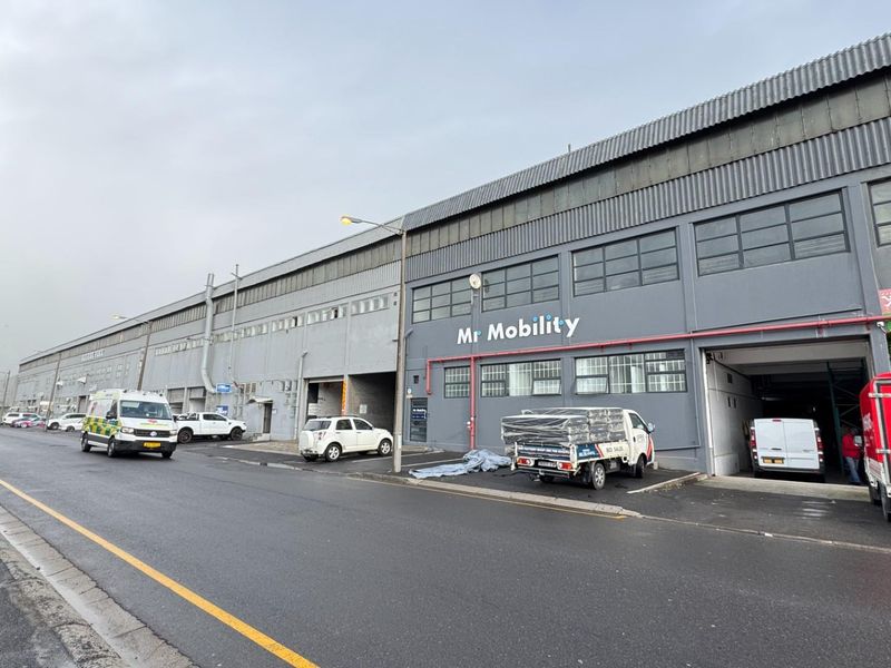 850m2 Industrial Property To Let in Paarden Eiland, Cape Town - Photo 5