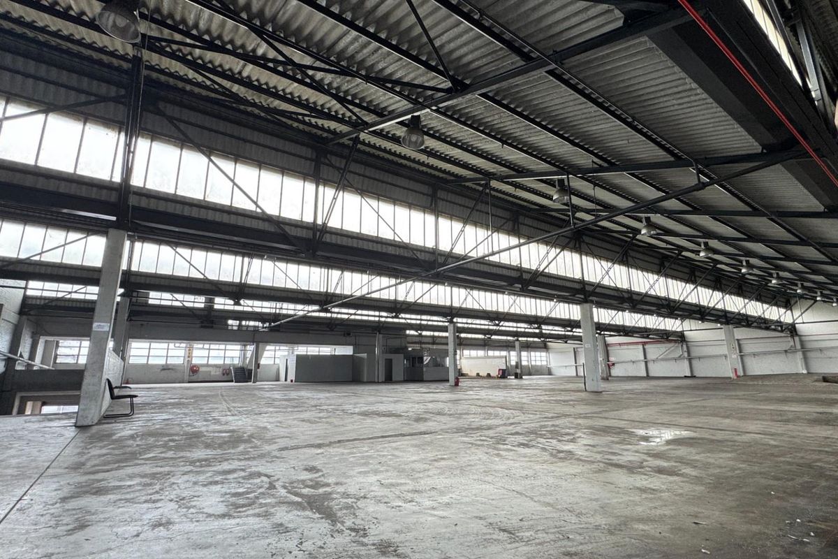 2,838m2 Industrial Property To Let in Paarden Eiland, Cape Town - Photo 5