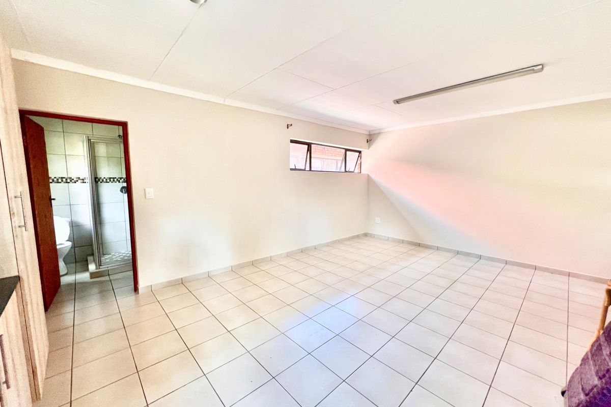 Modern and Spacious 1-Bedroom Studio Apartment to Let in Beaulieu, Midrand - Photo 5