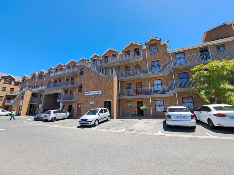 2 Bedroom Duplex Apartment in Brackenfell - Photo 10