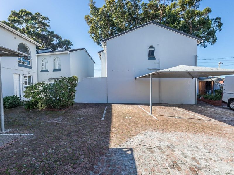 Townhouse Under Offer in Plumstead Cape Town - Photo 4
