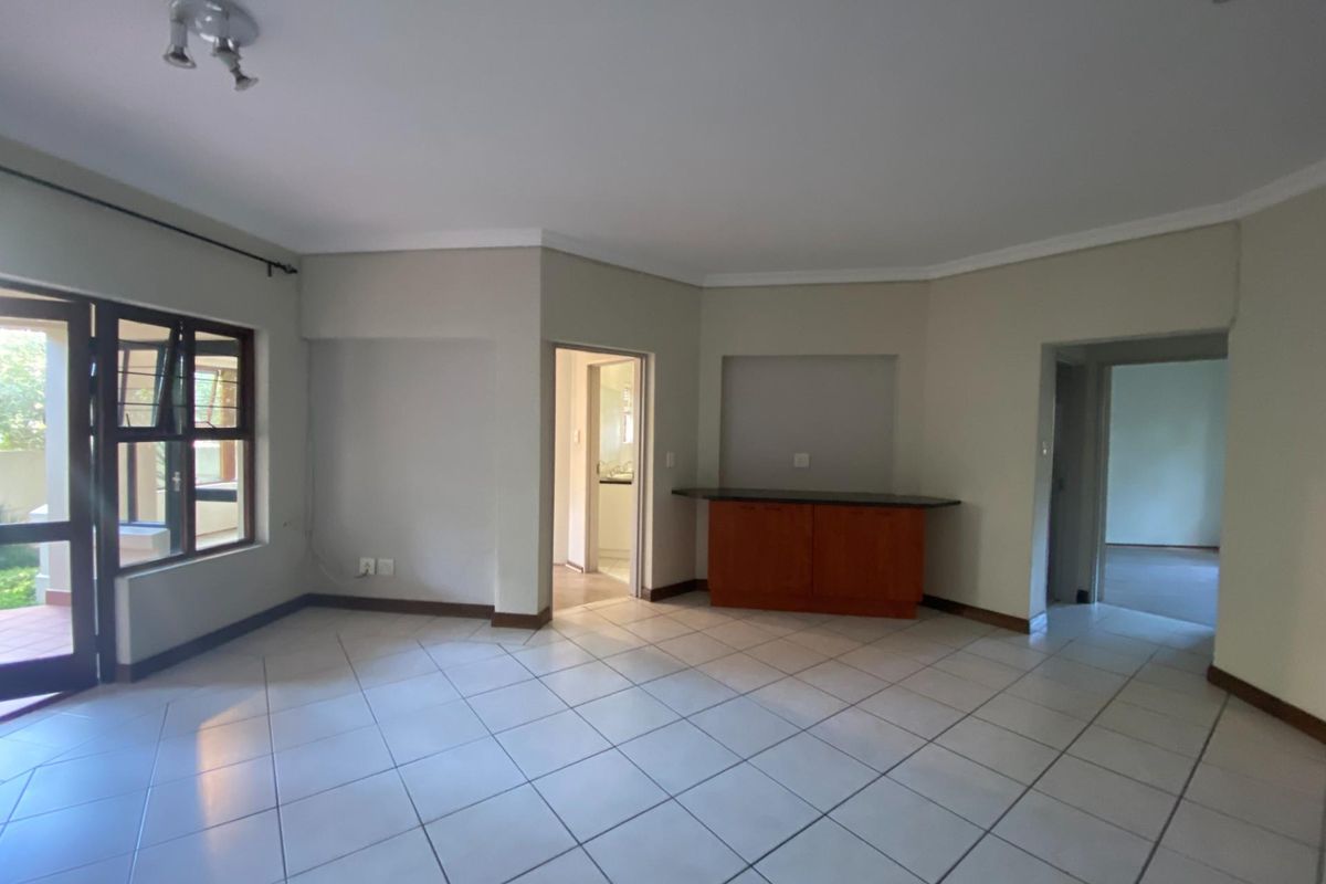 Ground Floor Apartment To Rent in Bryanston, Sandton - Photo 4