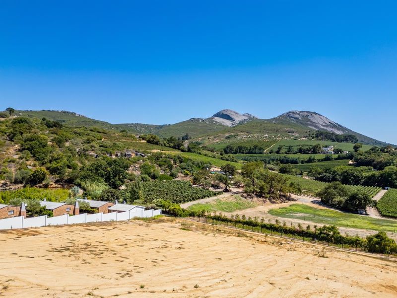 Prime Stand For Sale With Mountainous Views in New Laborie-et-Picardie Lifestyle Estate in Paarl! - Photo 2