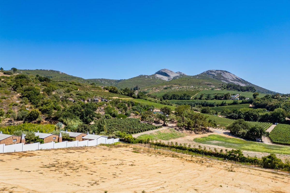 Prime Stand For Sale With Mountainous Views in New Laborie-et-Picardie Lifestyle Estate in Paarl! - Photo 2