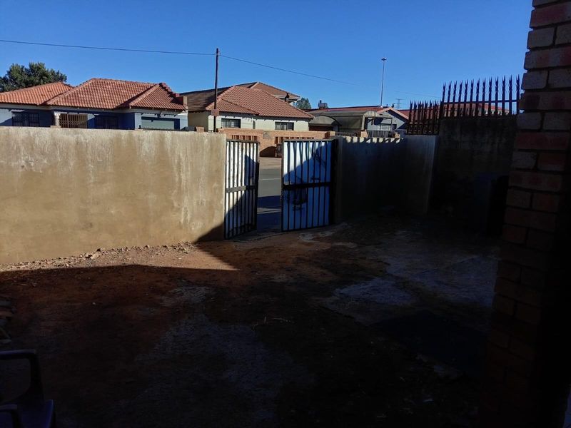 House For Sale in Protea North, Soweto - Photo 7