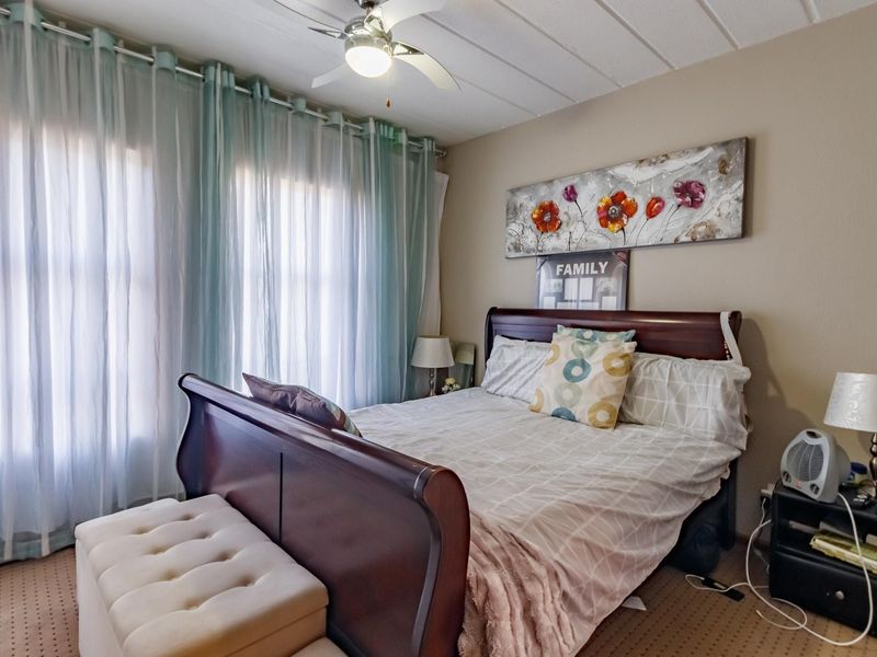 Apartment For Sale in Morningside, Sandton - Photo 5