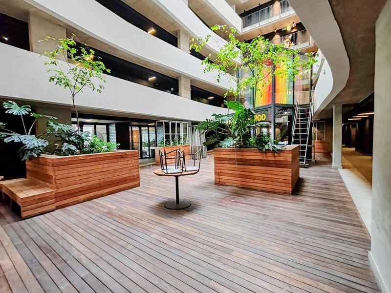 Furnished Apartment For Sale in Woodstock, Cape Town - Photo 10