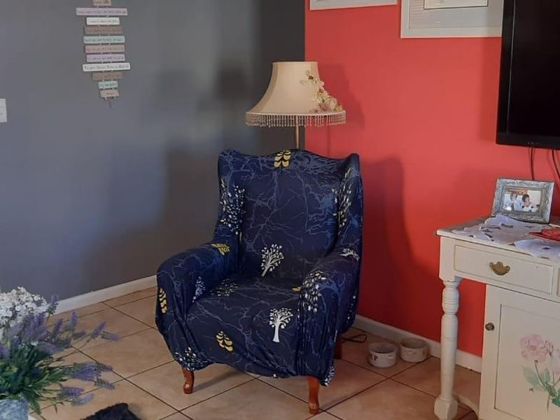 Cozy Coastal Living - 3-Bedroom Home in Bluewater Bay, Saldanha - Photo 8