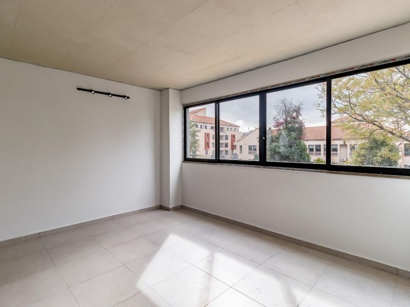 Apartment To Rent in Edenburg, Sandton - Photo 3