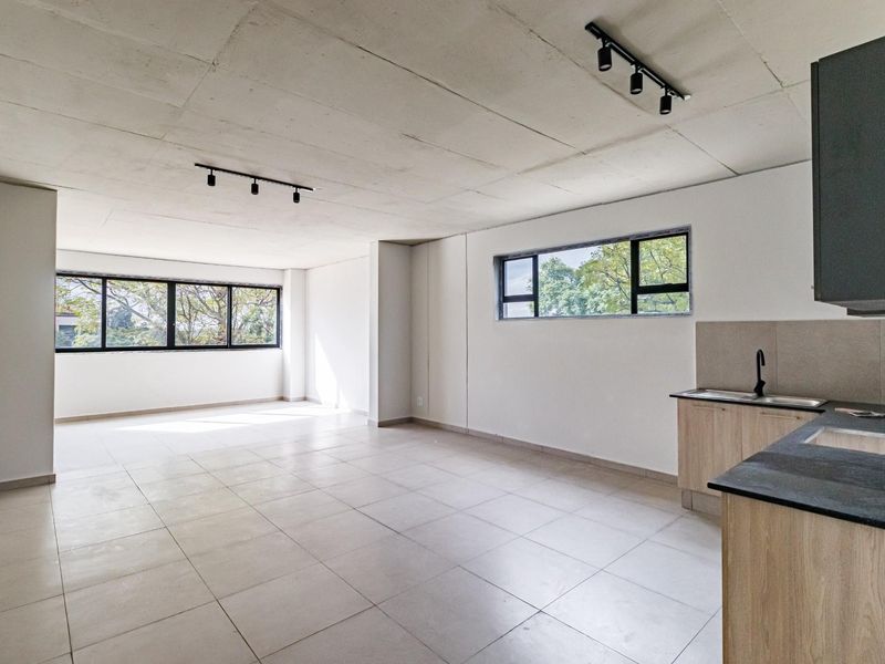 Apartment To Rent in Edenburg, Sandton - Photo 2