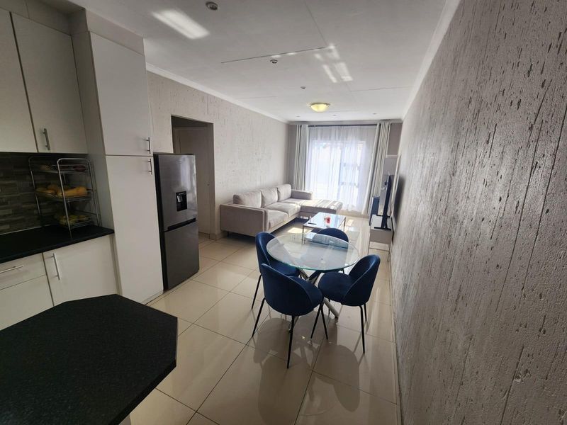 Apartment For Sale in Lyndhurst, Johannesburg - Photo 6
