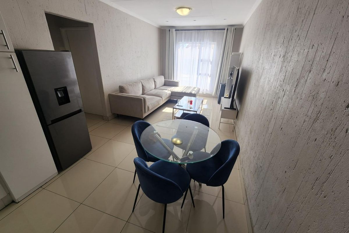 Apartment For Sale in Lyndhurst, Johannesburg - Photo 5