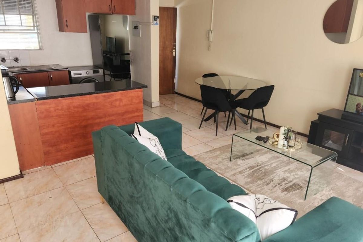 Apartment For Sale in Bramley View, Johannesburg - Photo 2