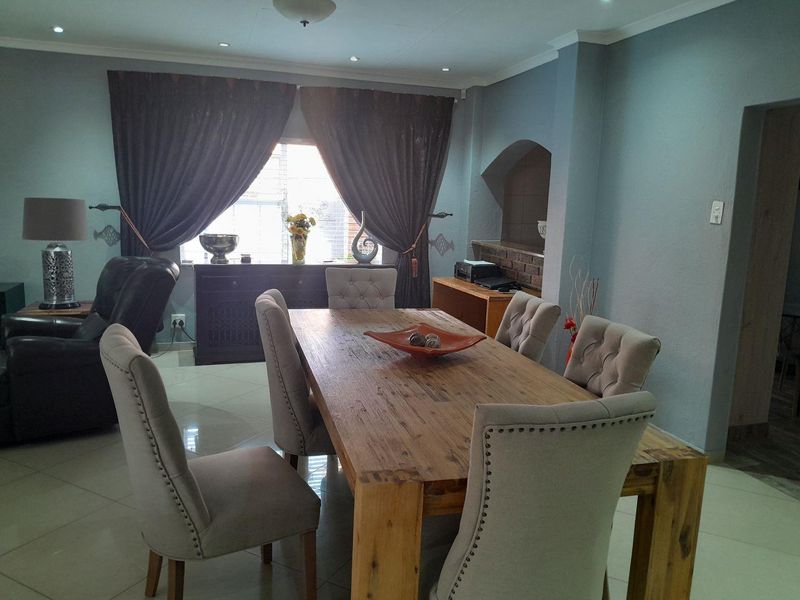 House For Sale in Evander, Secunda - Photo 4