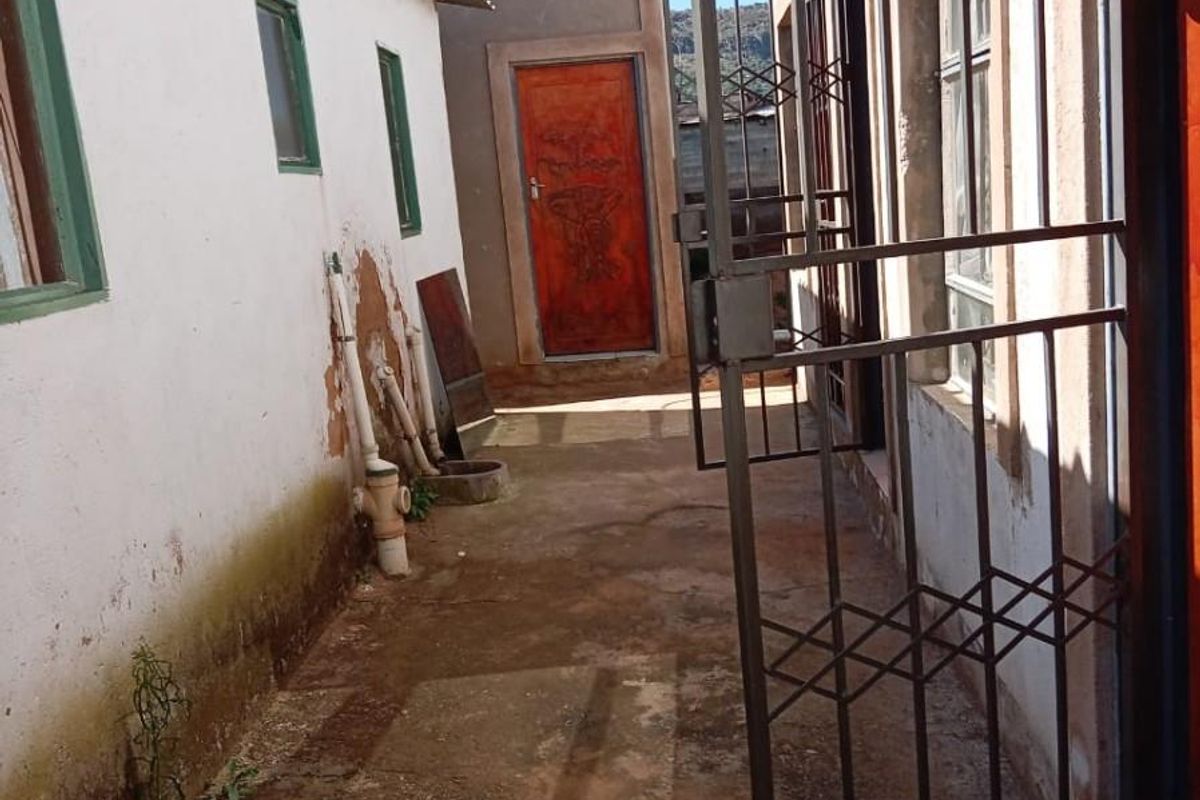 RDP House with 7 Outside Rooms For Sale in Mamelodi East, Mamelodi, Pretoria - Photo 2