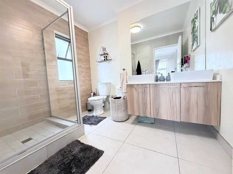 Apartment For Sale in Greenstone Hill, Edenvale - Photo 10