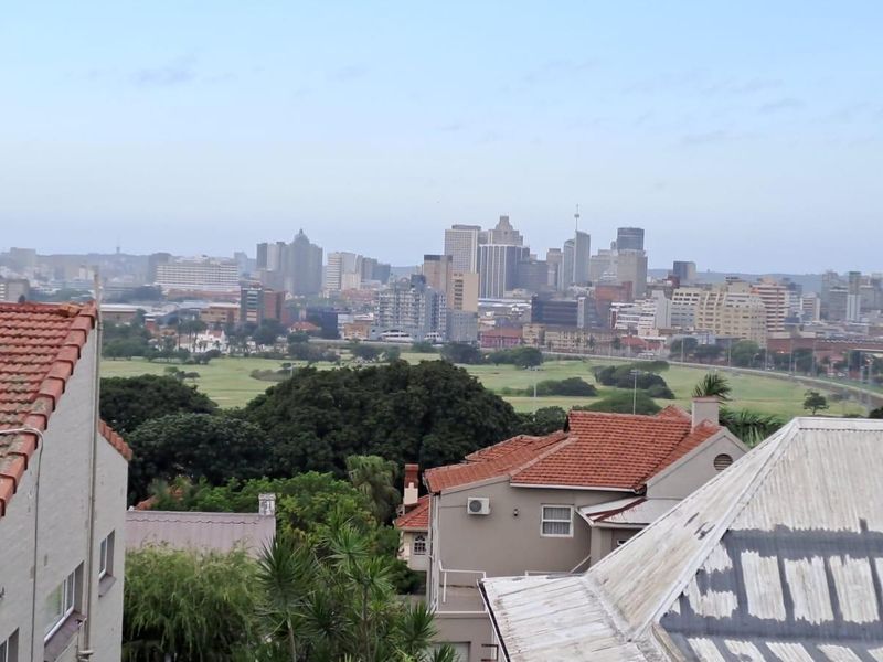 Duplex To Rent in Essenwood Durban KwaZulu Natal - Photo 3