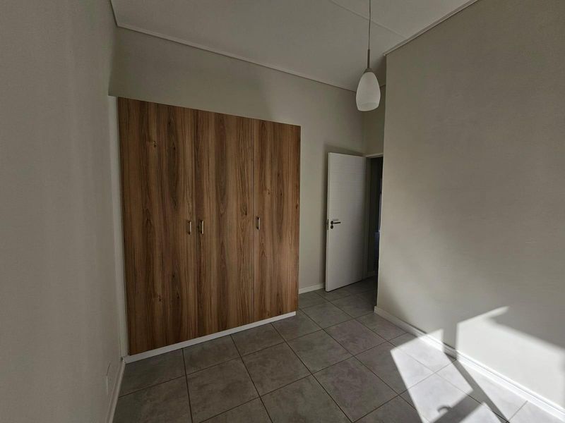 2 bed 2 bath Apartment To Rent at Greenpark, Boksburg - Photo 8