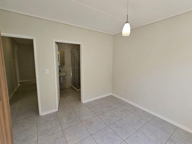 2 bed 2 bath Apartment To Rent at Greenpark, Boksburg - Photo 7