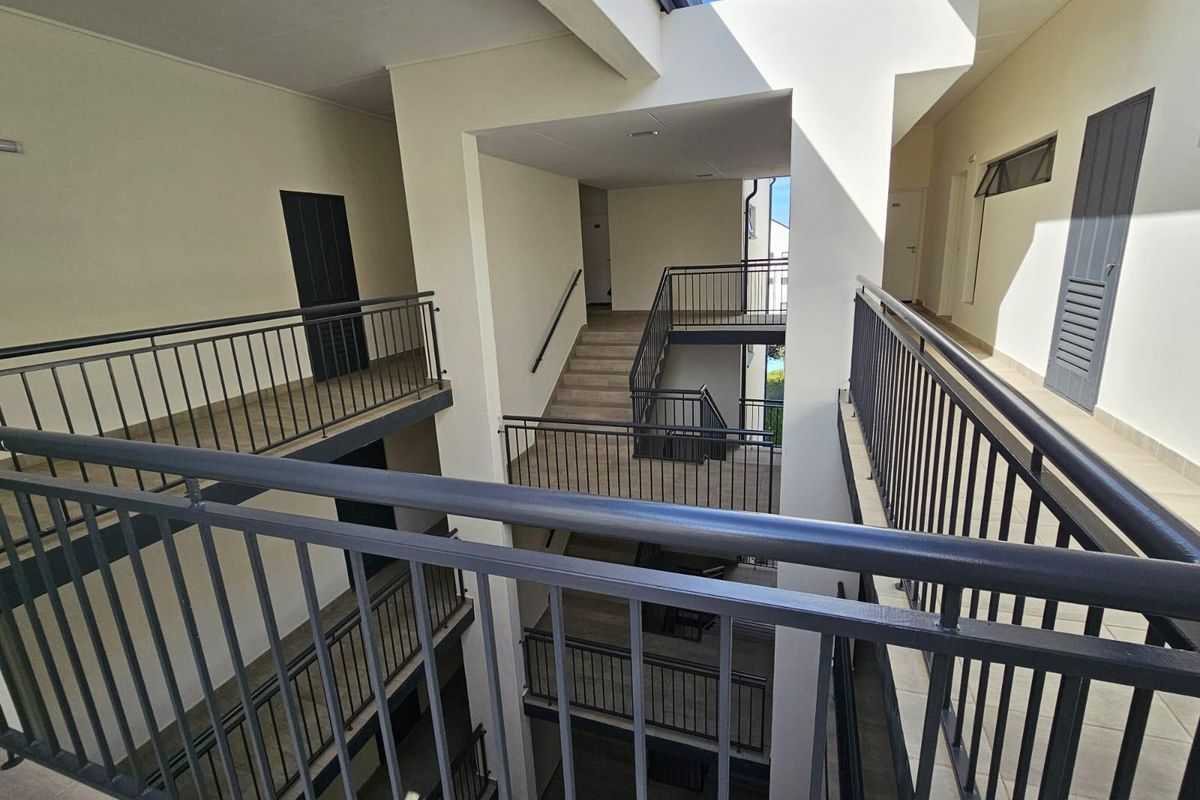 2 bed 2 bath Apartment To Rent at Greenpark, Boksburg - Photo 3
