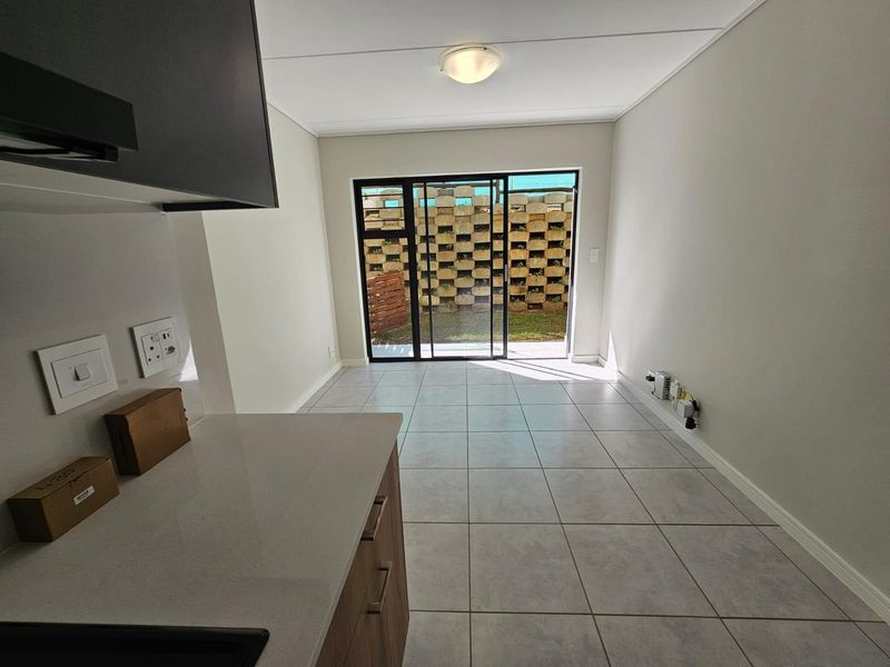 2 bed 2 bath Apartment To Rent at Greenpark, Boksburg - Photo 4