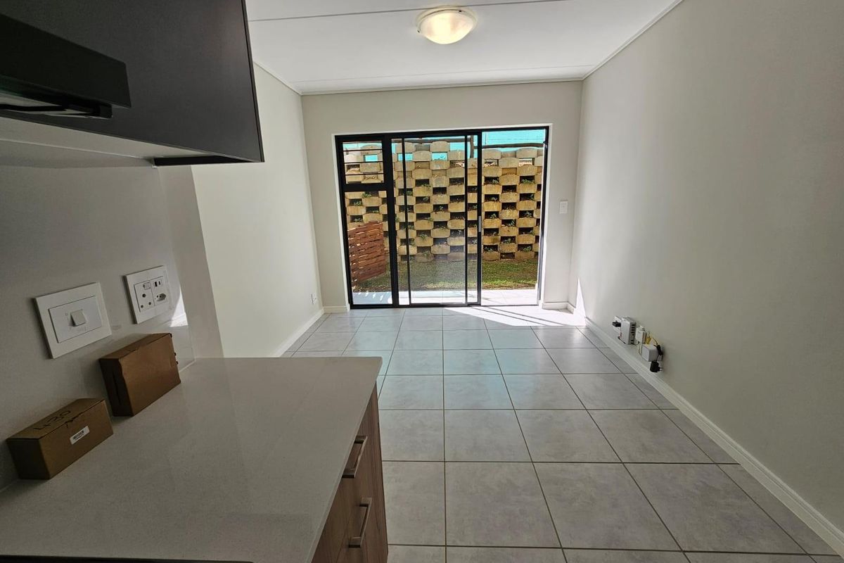 2 bed 2 bath Apartment To Rent at Greenpark, Boksburg - Photo 4
