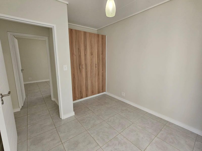 3 bed 2 bath Apartment To Rent at Greenpark, Boksburg - Photo 4