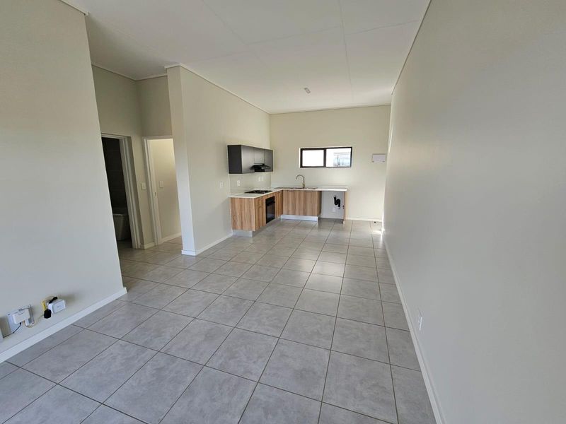 3 bed 2 bath Apartment To Rent at Greenpark, Boksburg - Photo 7