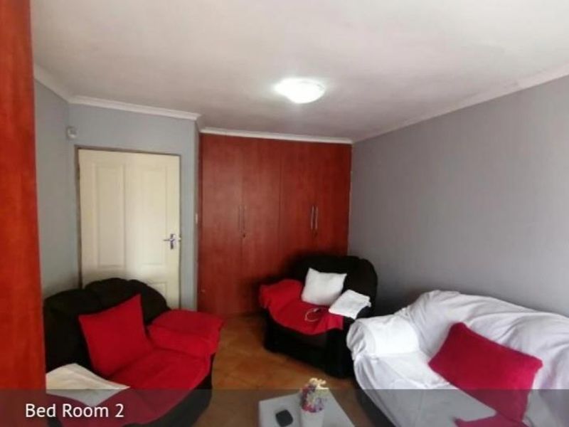 3 Bedroom House For Sale in Mahube Valley Pretoria Gauteng - Photo 3