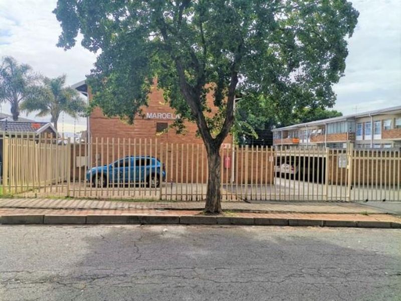 Townhouse For Sale in Birchleigh, Kempton Park - Photo 9