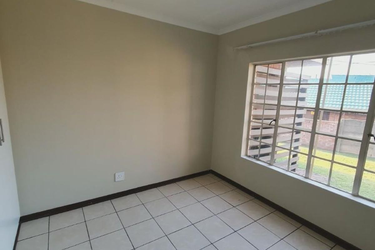 Ground Floor Apartment To Rent in Libradene, Boksburg - Photo 2