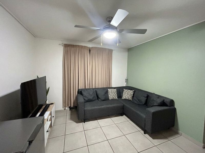 Two Bedroom Apartment/Student Accommodation/Investment - Photo 2