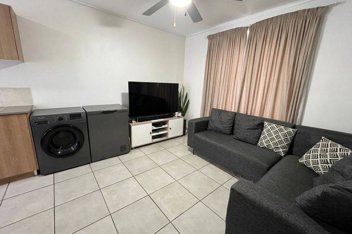 Two Bedroom Apartment/Student Accommodation/Investment - Photo 3