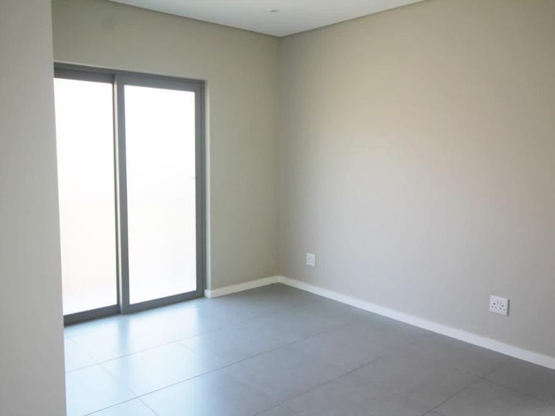 Apartment To Rent in Ballito Central, Ballito, KwaZulu Natal - Photo 5