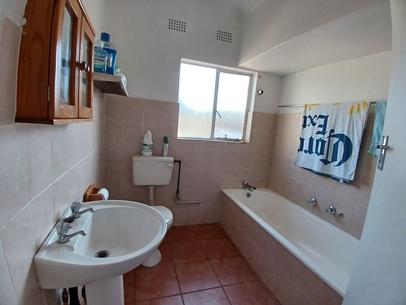 Townhouse For Sale in Birchleigh, Kempton Park - Photo 8