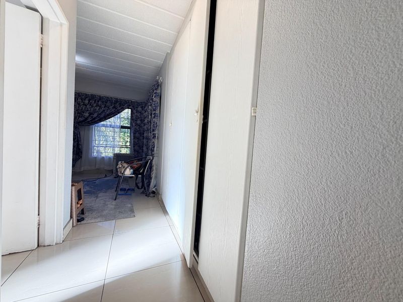 Apartment For Sale in Morningside, Sandton - Photo 8