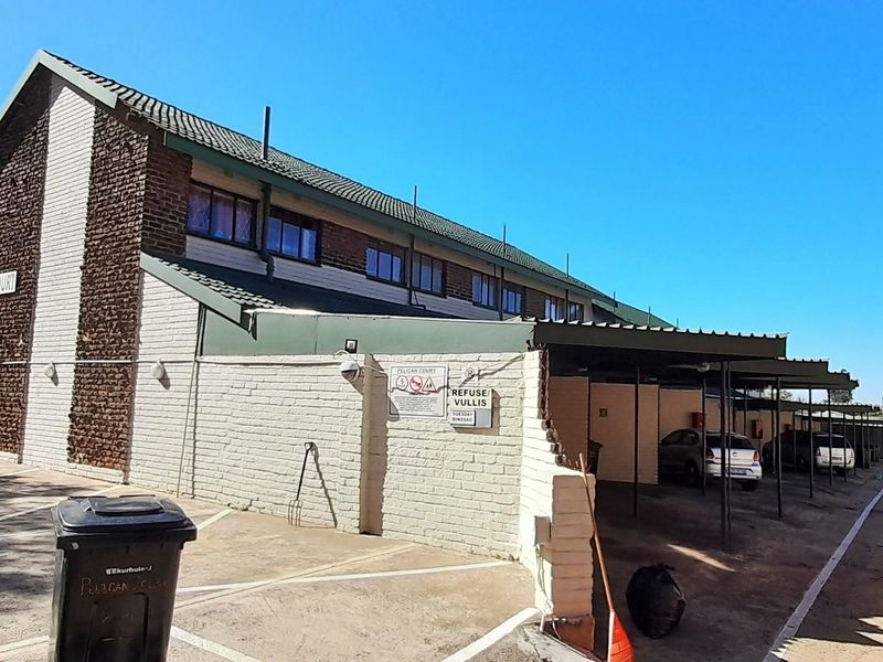 Townhouse For Sale in Birchleigh, Kempton Park - Photo 1