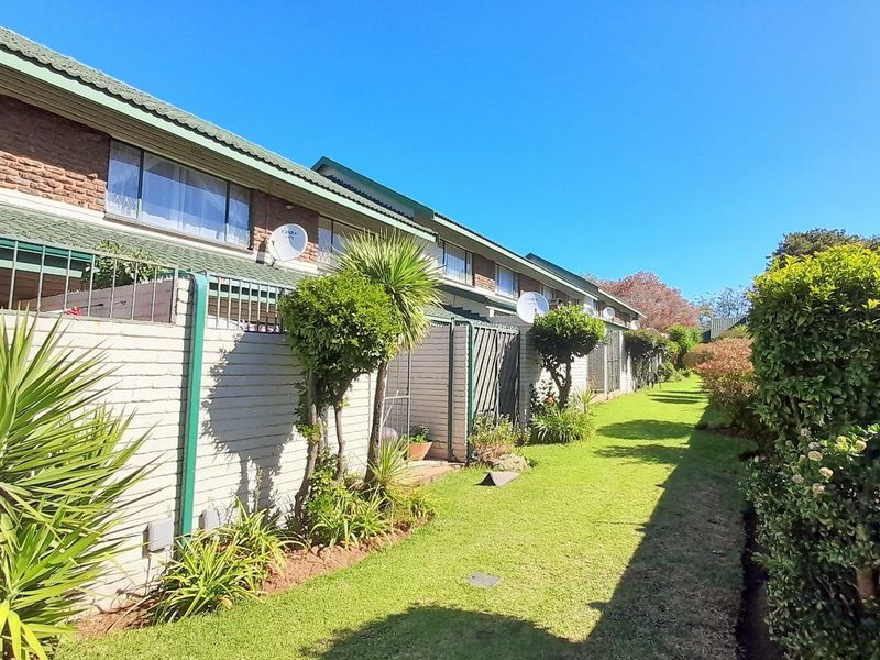 Townhouse For Sale in Birchleigh, Kempton Park - Photo 5