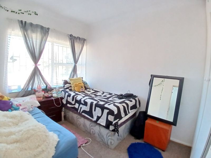 Townhouse For Sale in Birchleigh, Kempton Park - Photo 8