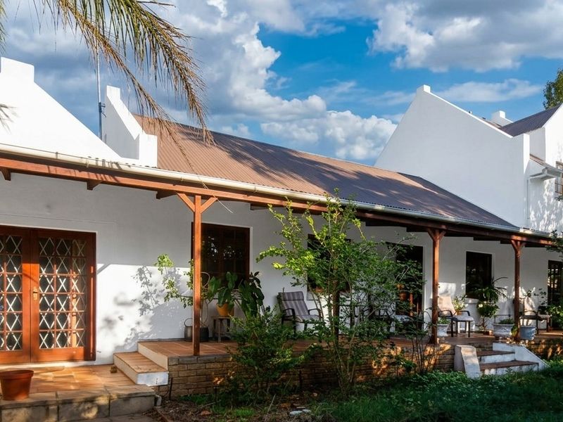 House For Sale in Riebeek Kasteel, Riebeek Valley - Photo 2