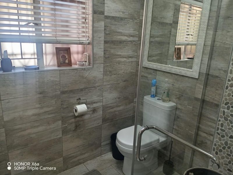 3 bedroom duet in Ninapark for sale - Photo 5