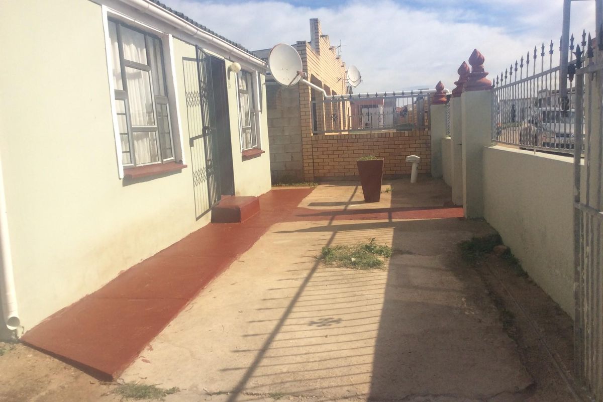 Priced to Sell | Listed by Danté Koen and Ludumo Hempe, eXp Realty - Photo 4