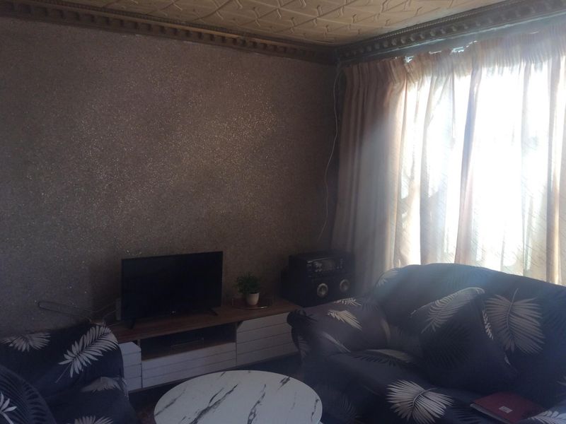 Priced to Sell | Listed by Danté Koen and Ludumo Hempe, eXp Realty - Photo 10