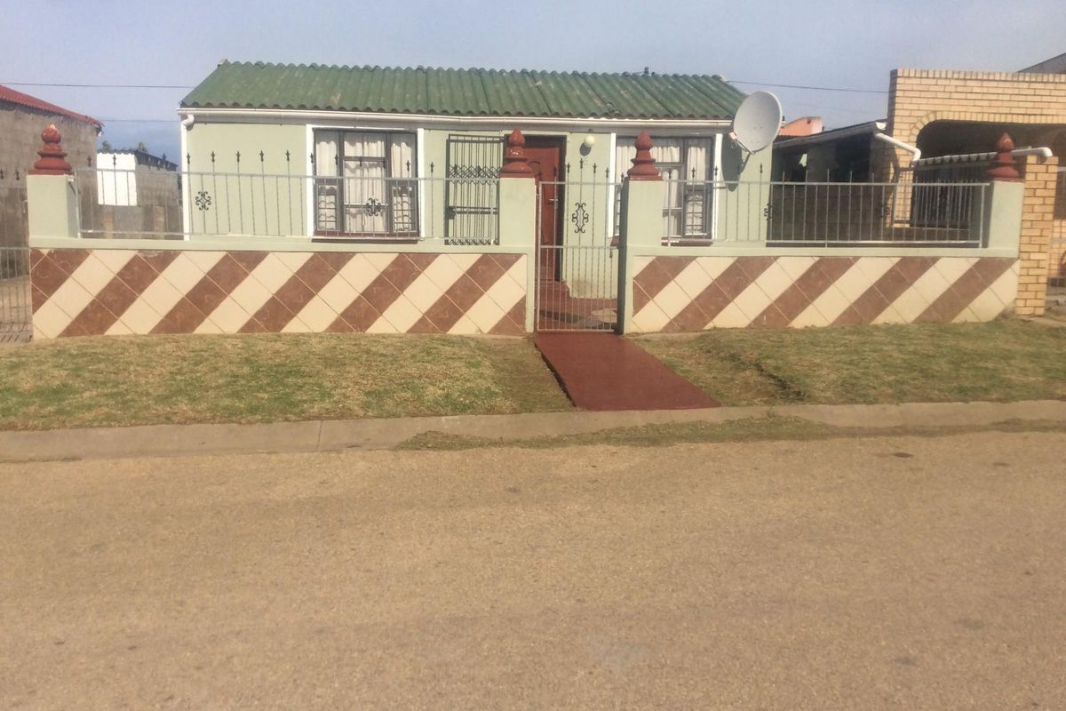 Priced to Sell | Listed by Danté Koen and Ludumo Hempe, eXp Realty - Photo 2