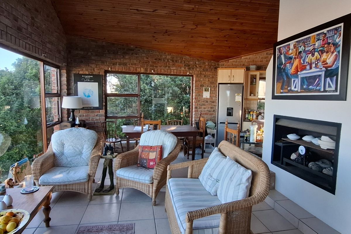 Double-Storey Property with STUNNING SEA VIEW - Photo 5