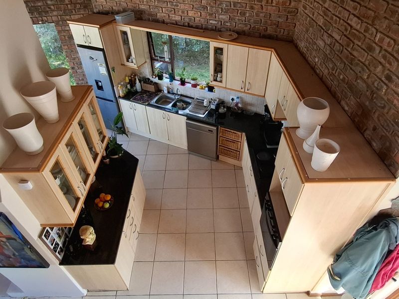 Double-Storey Property with STUNNING SEA VIEW - Photo 9